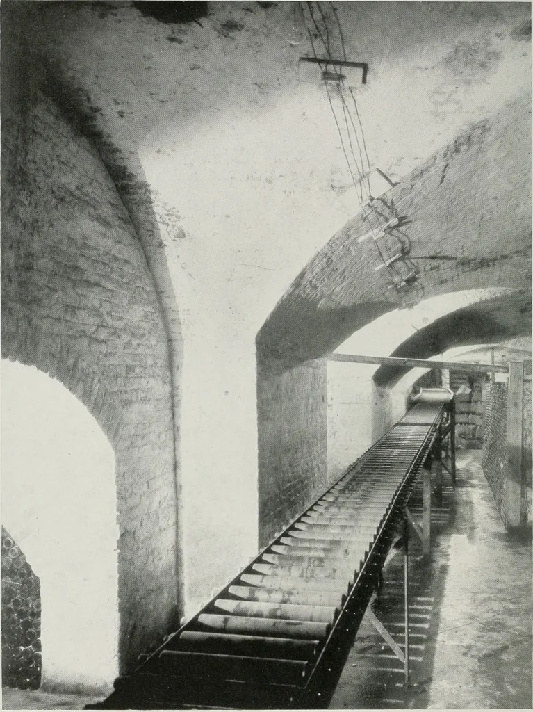 An illustration from Architect and engineer, 1905, leaf 53