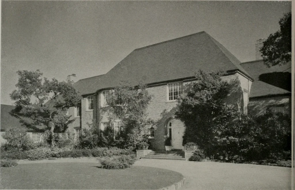 An illustration from Architect and engineer, 1905, leaf 103