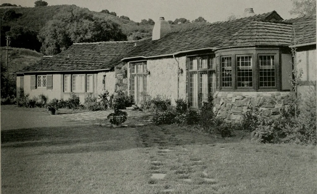 An illustration from Architect and engineer, 1905, leaf 108