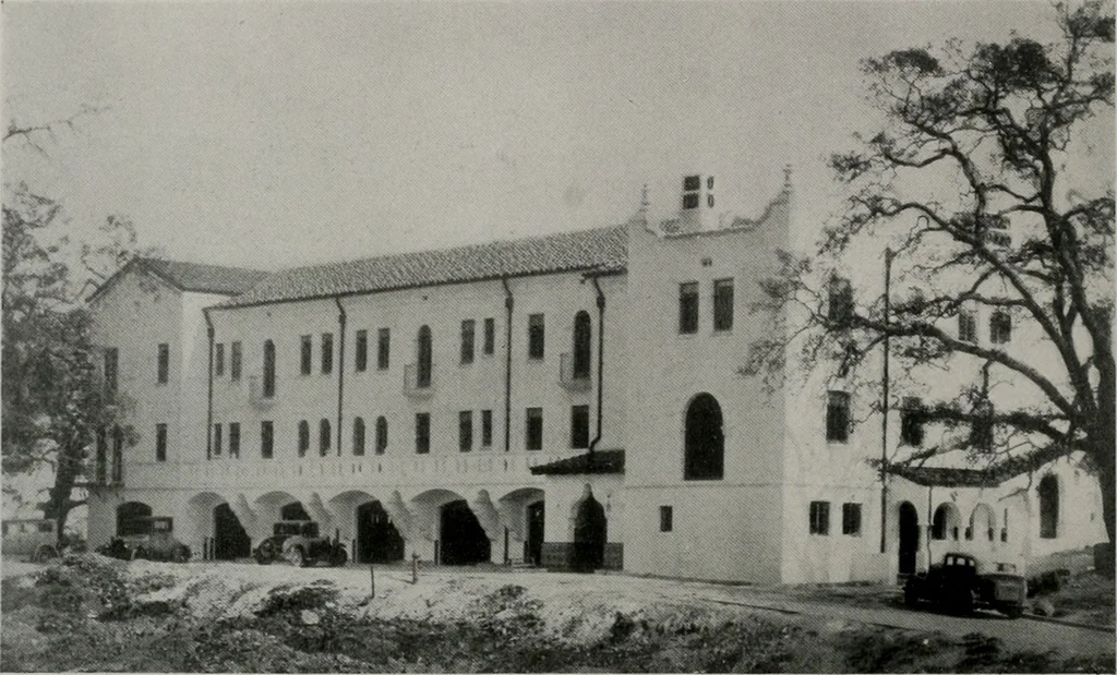 An illustration from Architect and engineer, 1905, leaf 11