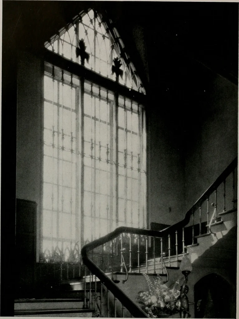 An illustration from Architect and engineer, 1905, leaf 199