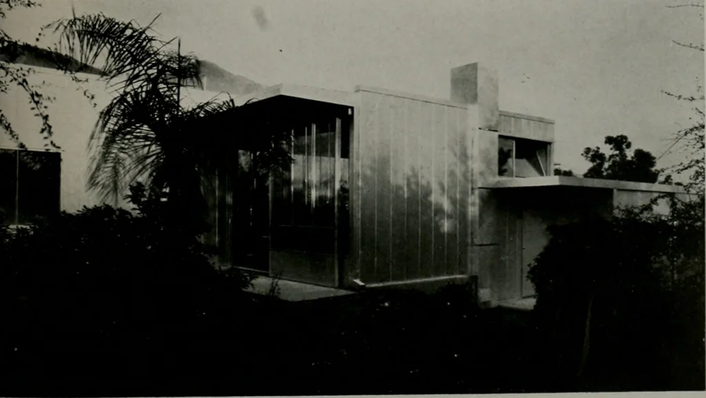 An illustration from Architect and engineer, 1905, leaf 330