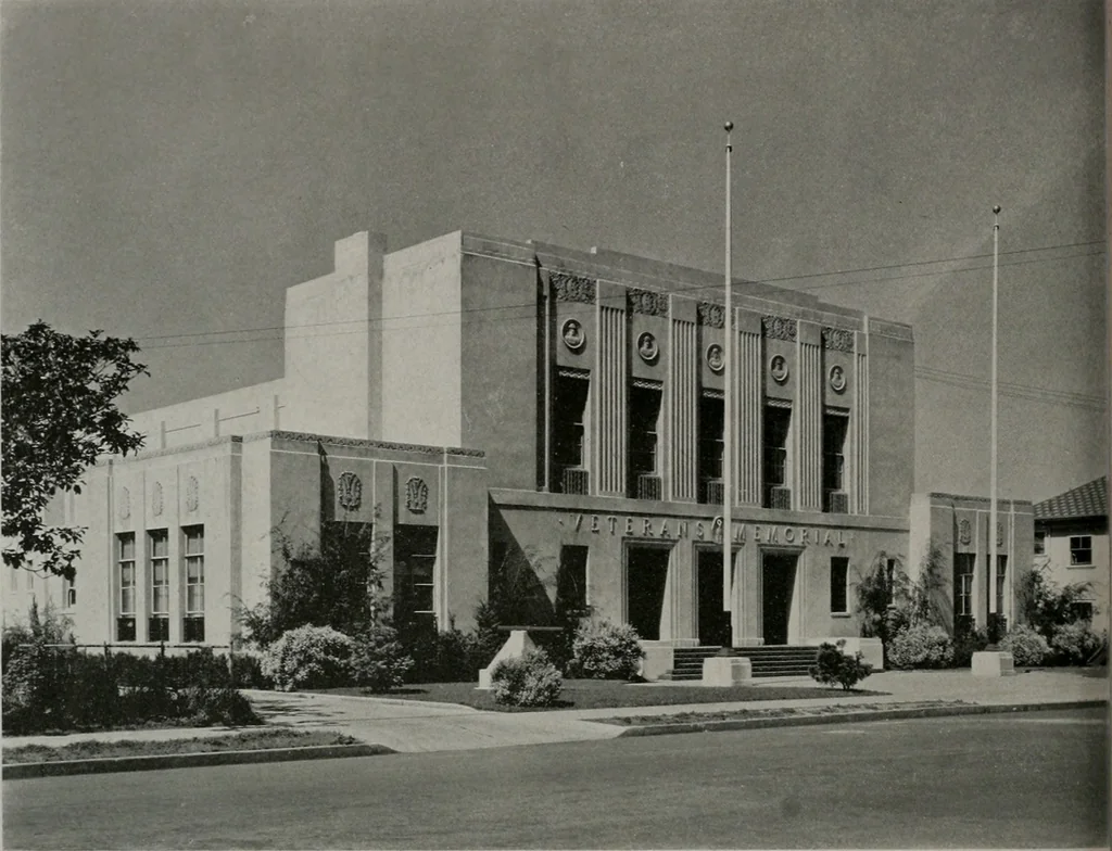An illustration from Architect and engineer, 1905, leaf 95