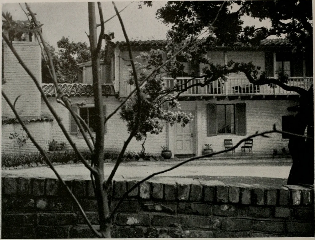 An illustration from Architect and engineer, 1905, leaf 15