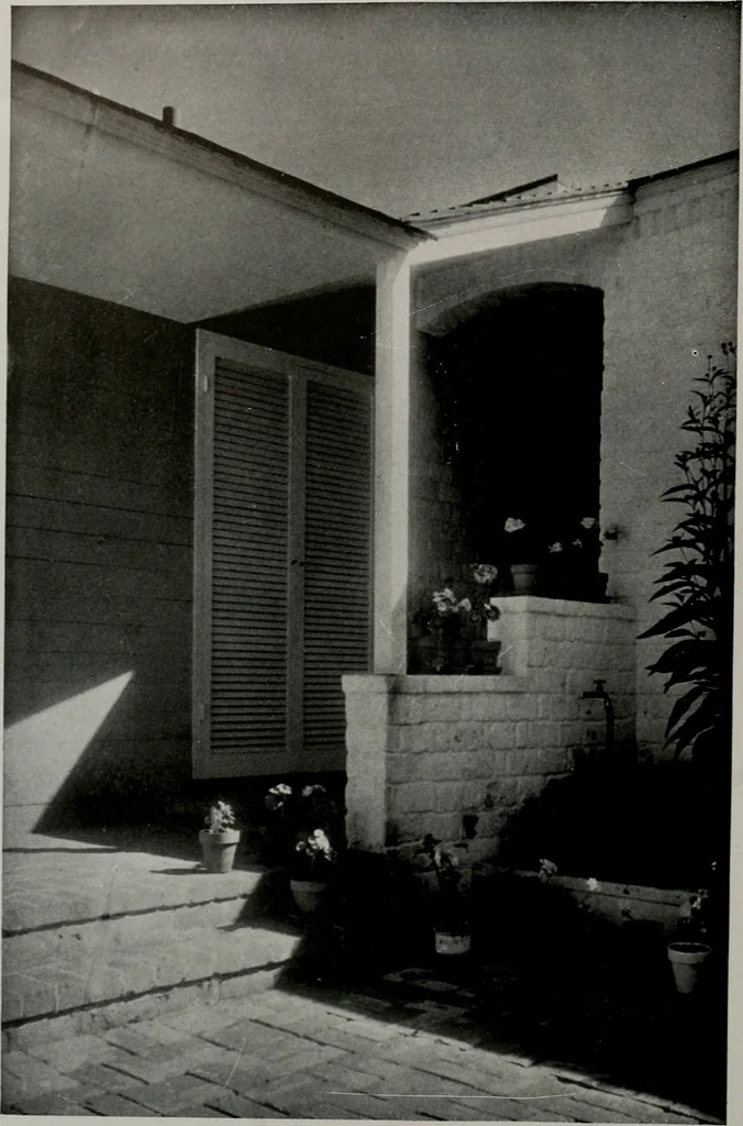 An illustration from Architect and engineer, 1905, leaf 23
