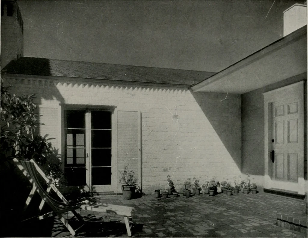 An illustration from Architect and engineer, 1905, leaf 24