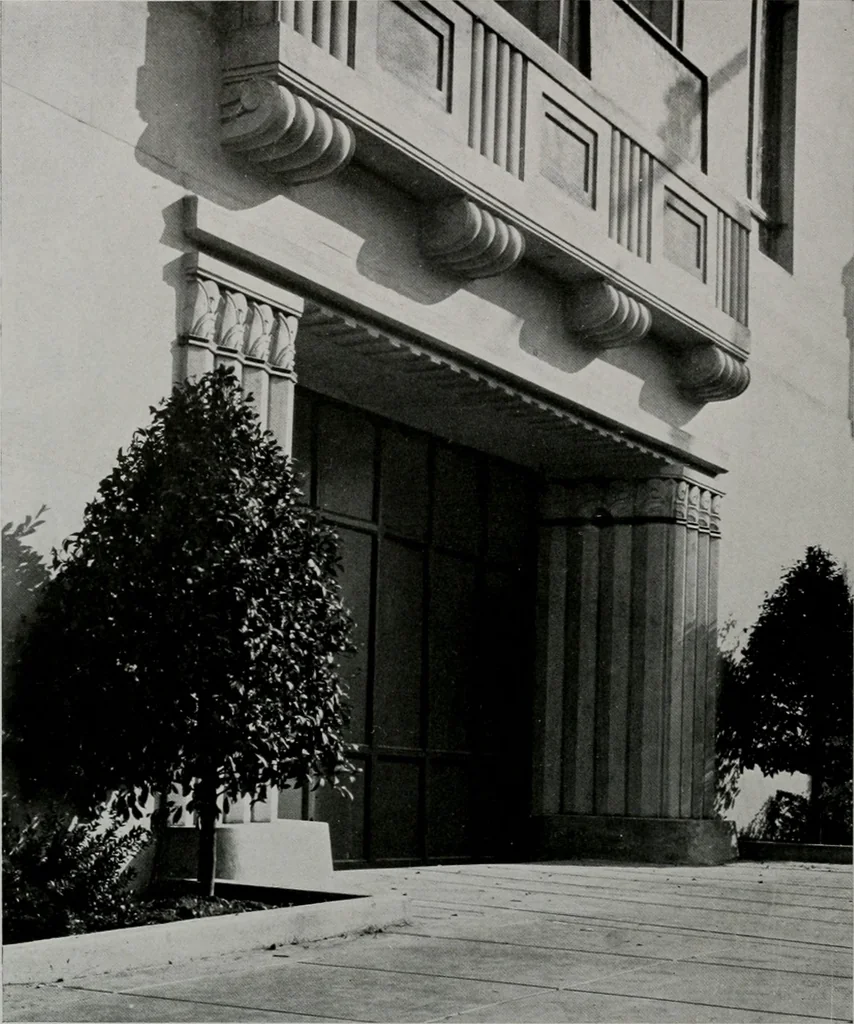 An illustration from Architect and engineer, 1905, leaf 321