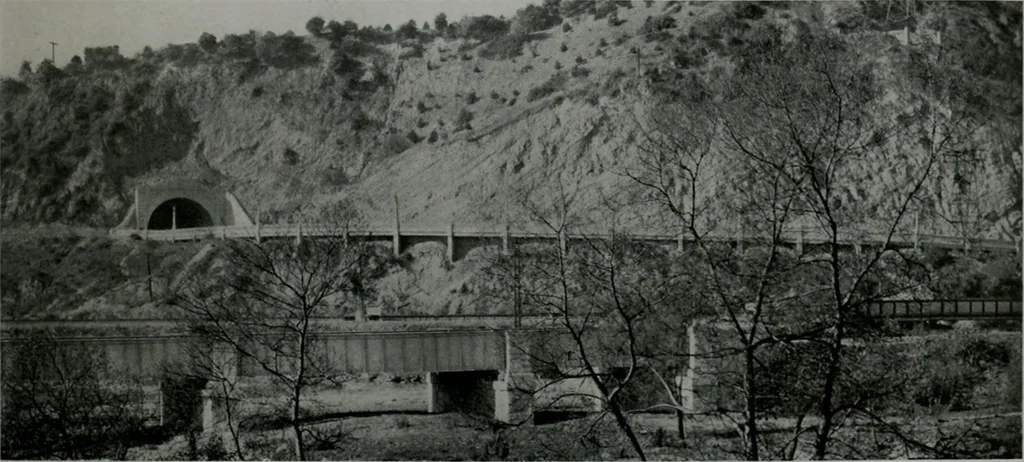An illustration from Architect and engineer, 1905, leaf 428