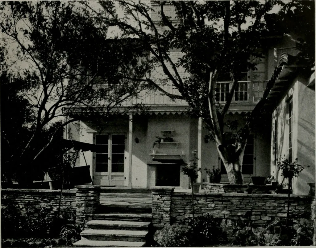 An illustration from Architect and engineer, 1905, leaf 92