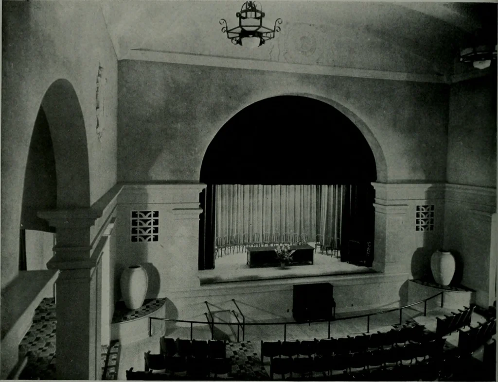 An illustration from Architect and engineer, 1905, leaf 105