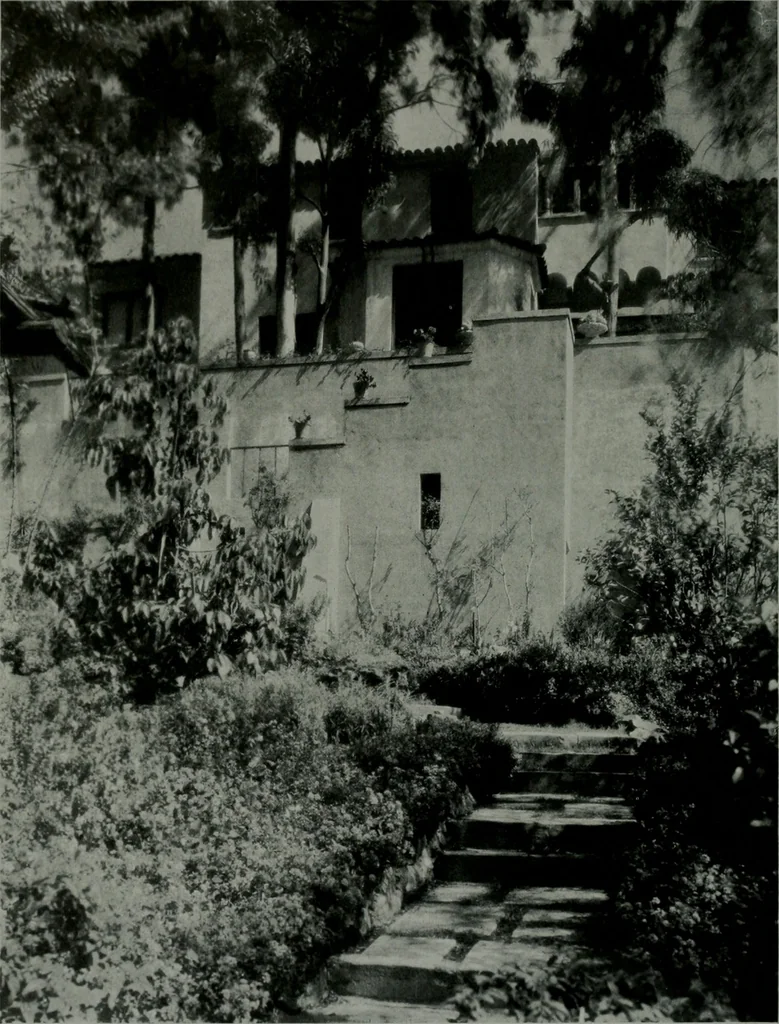 An illustration from Architect and engineer, 1905, leaf 119
