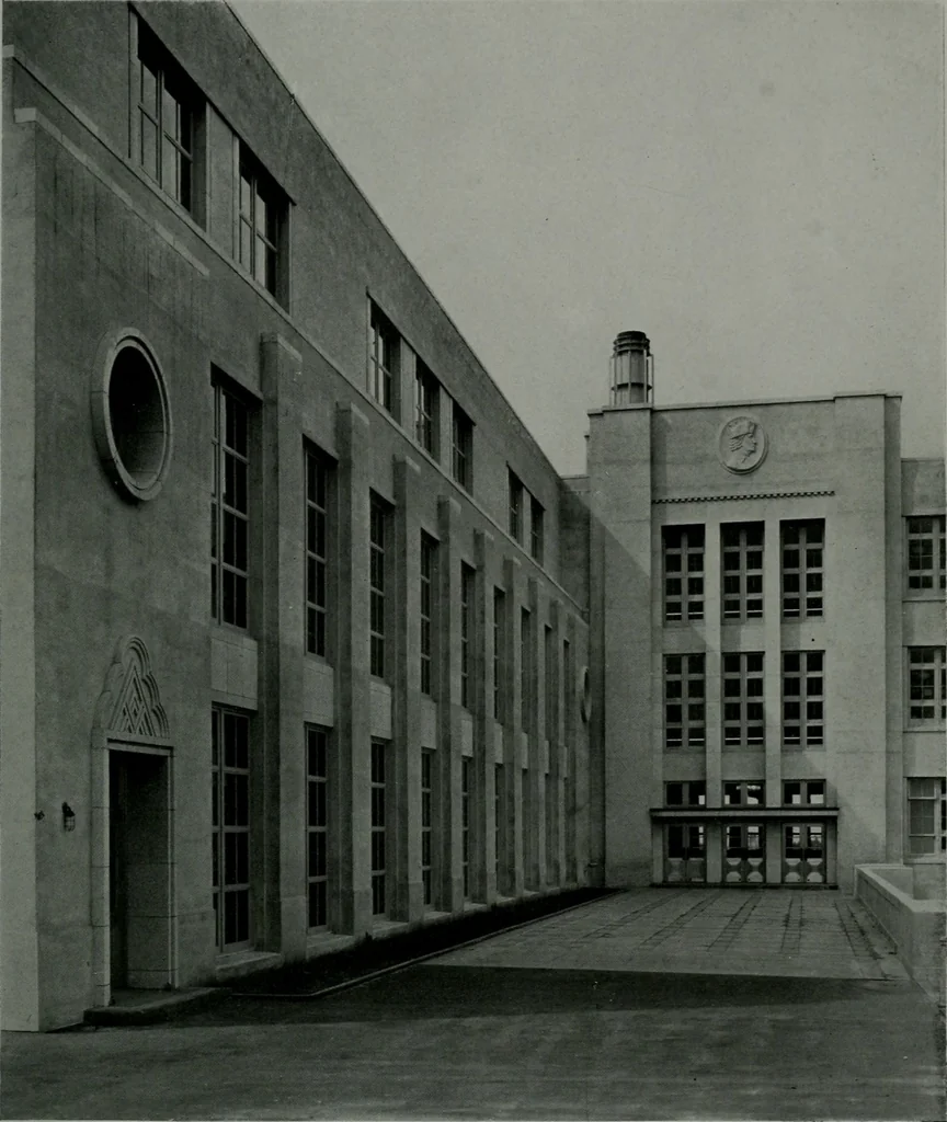 An illustration from Architect and engineer, 1905, leaf 16