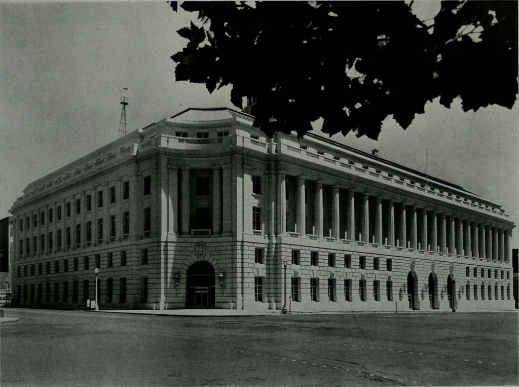 An illustration from Architect and engineer, 1905, leaf 246