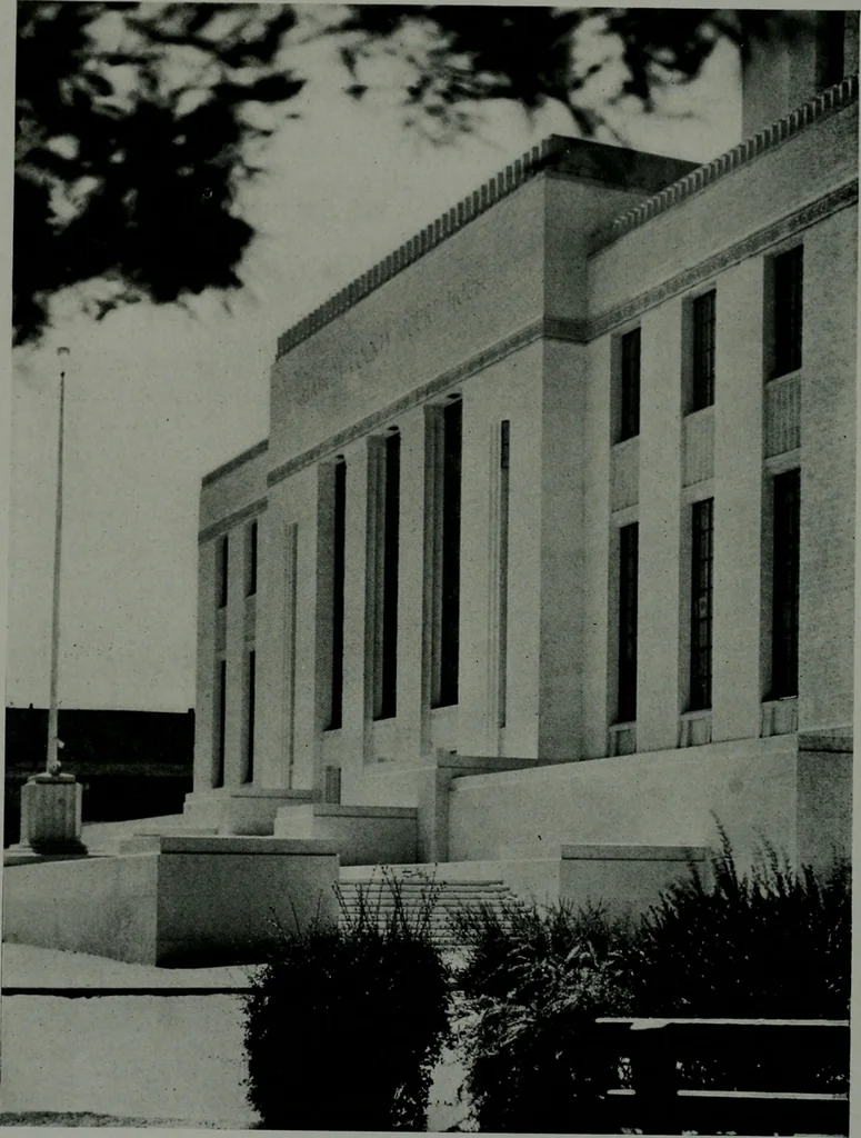 An illustration from Architect and engineer, 1905, leaf 403