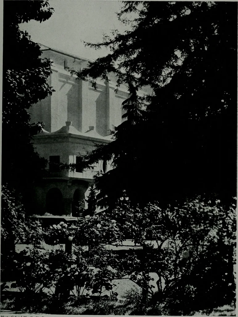 An illustration from Architect and engineer, 1905, leaf 98