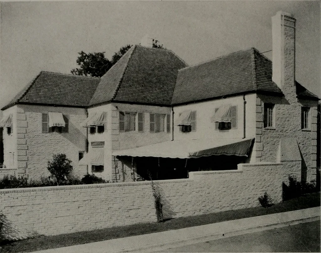 An illustration from Architect and engineer, 1905, leaf 261