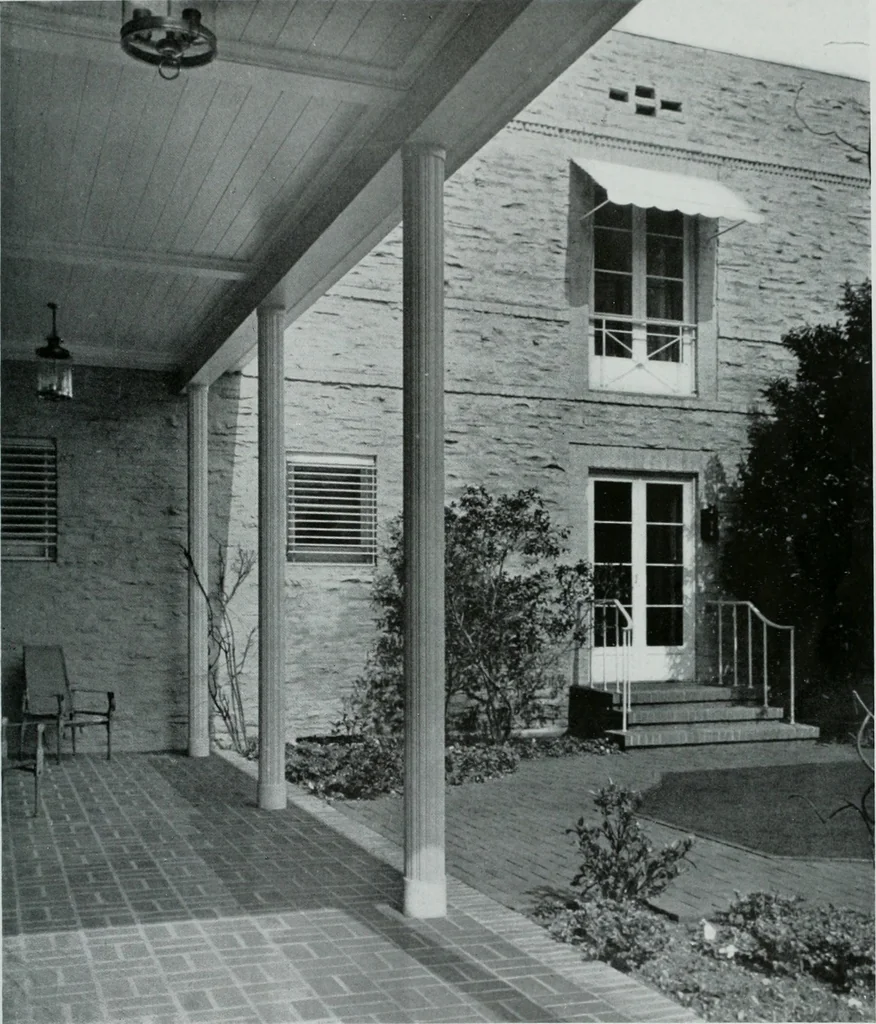An illustration from Architect and engineer, 1905, leaf 106