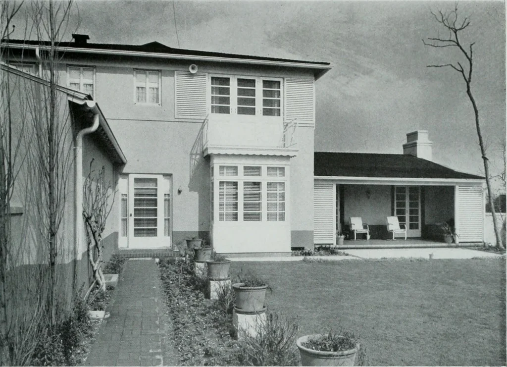 An illustration from Architect and engineer, 1905, leaf 112
