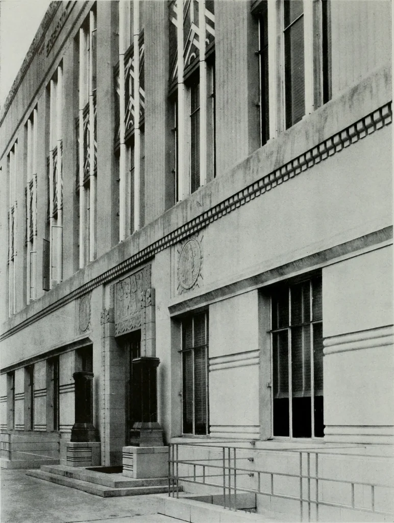 An illustration from Architect and engineer, 1905, leaf 15