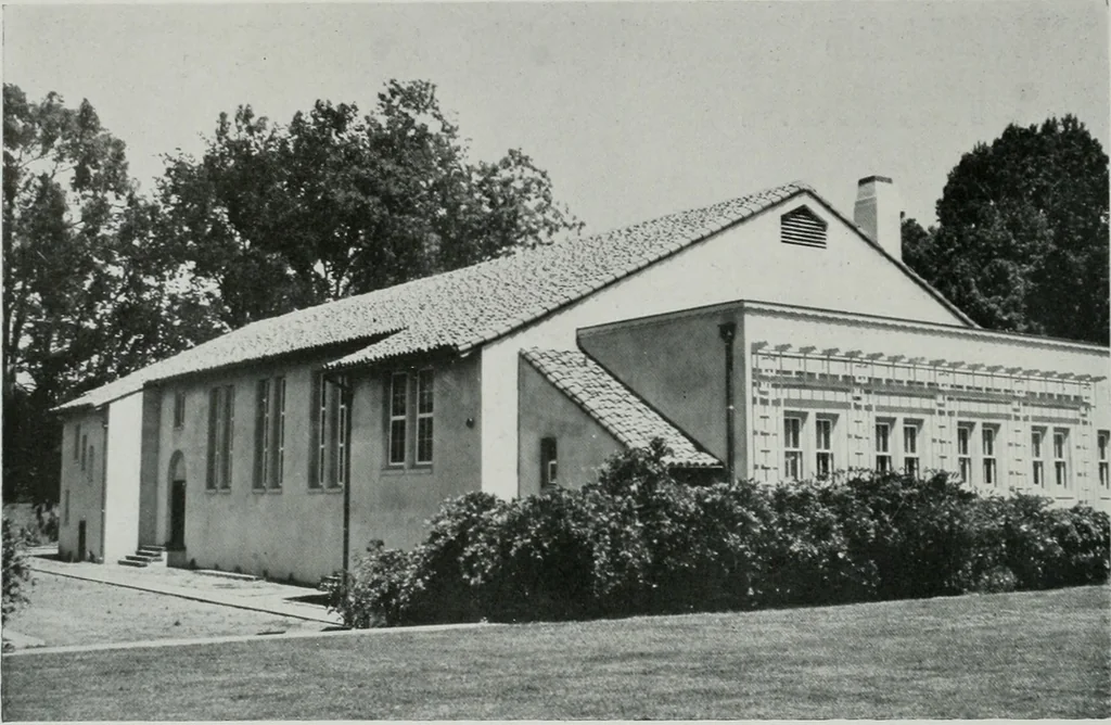 An illustration from Architect and engineer, 1905, leaf 357