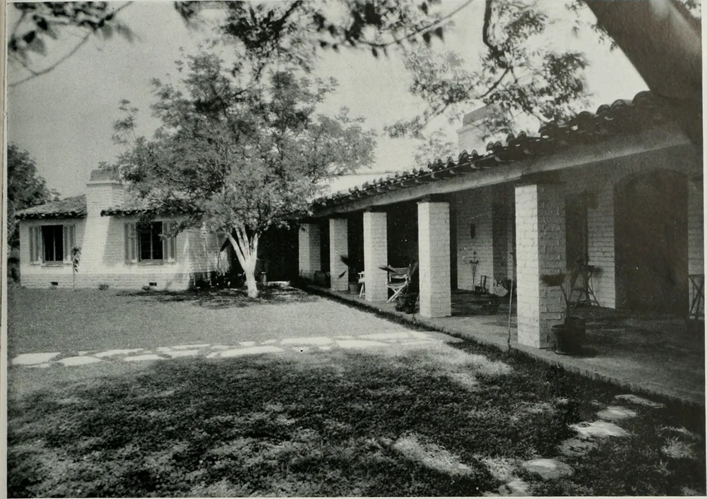 An illustration from Architect and engineer, 1905, leaf 274