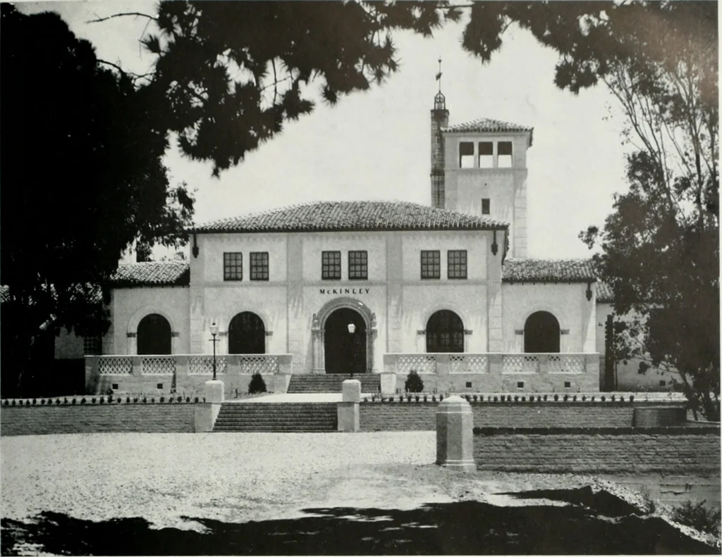 An illustration from Architect and engineer, 1905, leaf 40