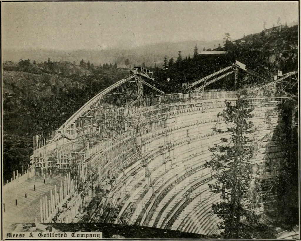 An illustration from The Architect & engineer of California and the Pacific Coast, 1905, leaf 142
