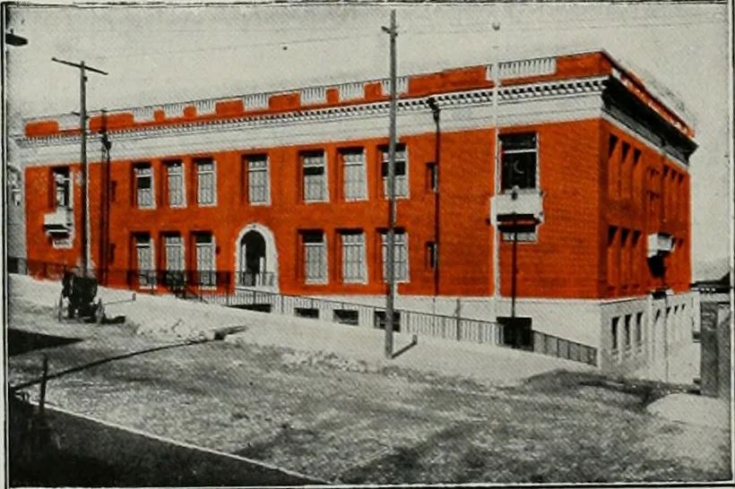 An illustration from The Architect & engineer of California and the Pacific Coast, 1905, leaf 211