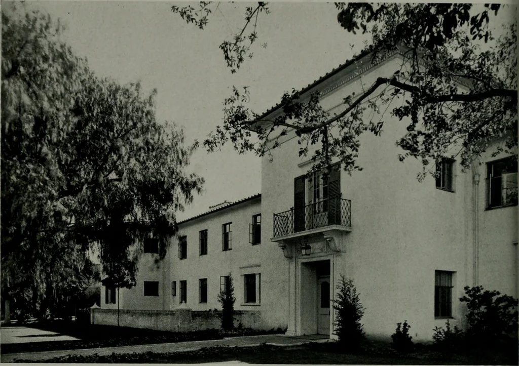 An illustration from Architect and engineer, 1905, leaf 115
