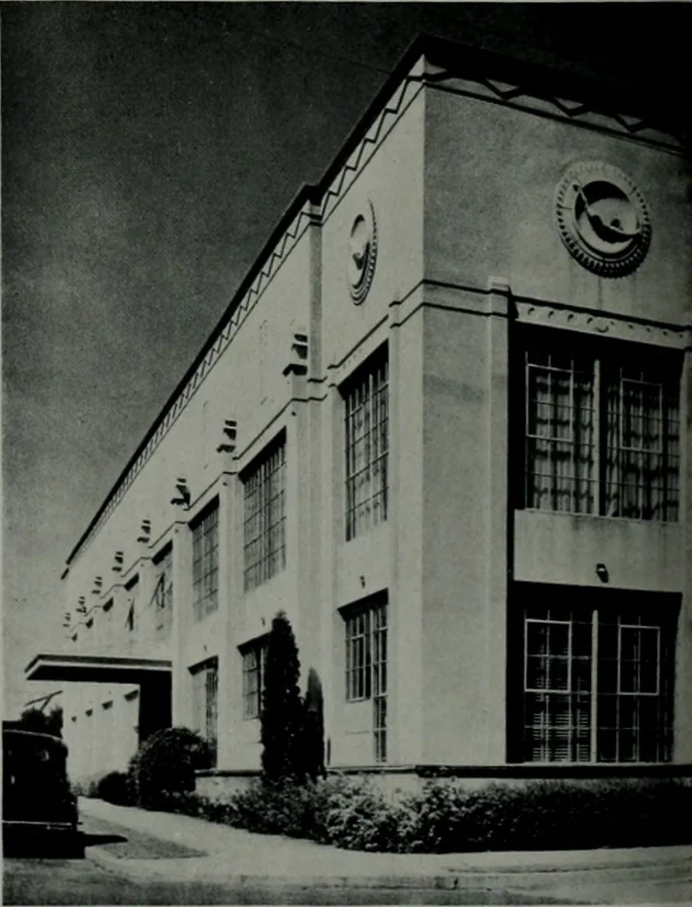 An illustration from Architect and engineer, 1905, leaf 285