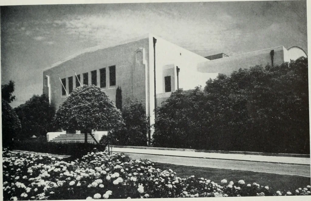 An illustration from Architect and engineer, 1905, leaf 100