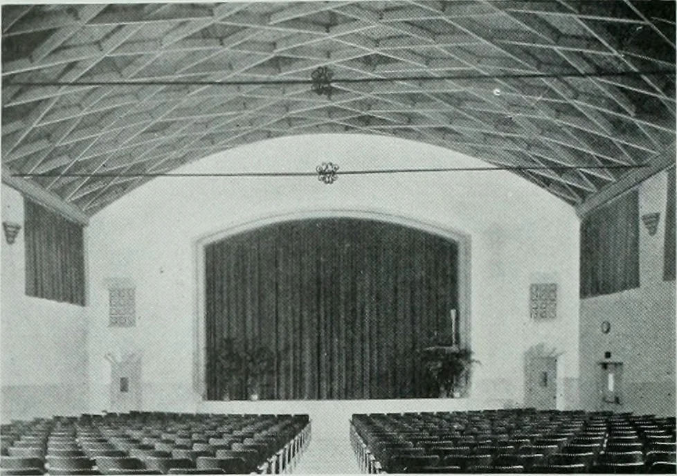An illustration from Architect and engineer, 1905, leaf 139