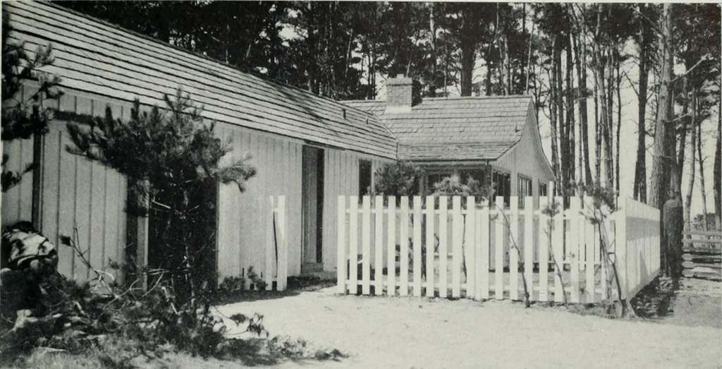 An illustration from Architect and engineer, 1905, leaf 166