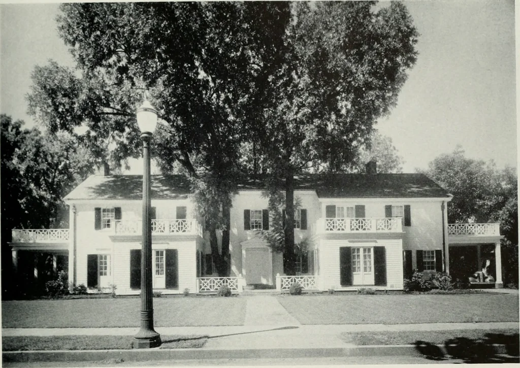 An illustration from Architect and engineer, 1905, leaf 172
