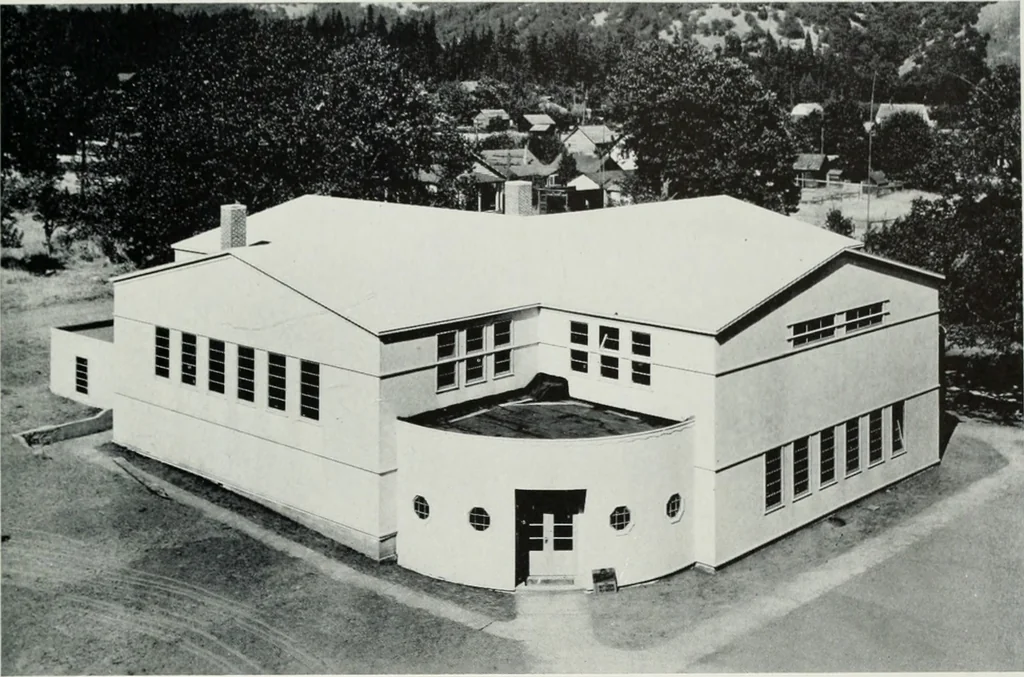 An illustration from Architect and engineer, 1905, leaf 194