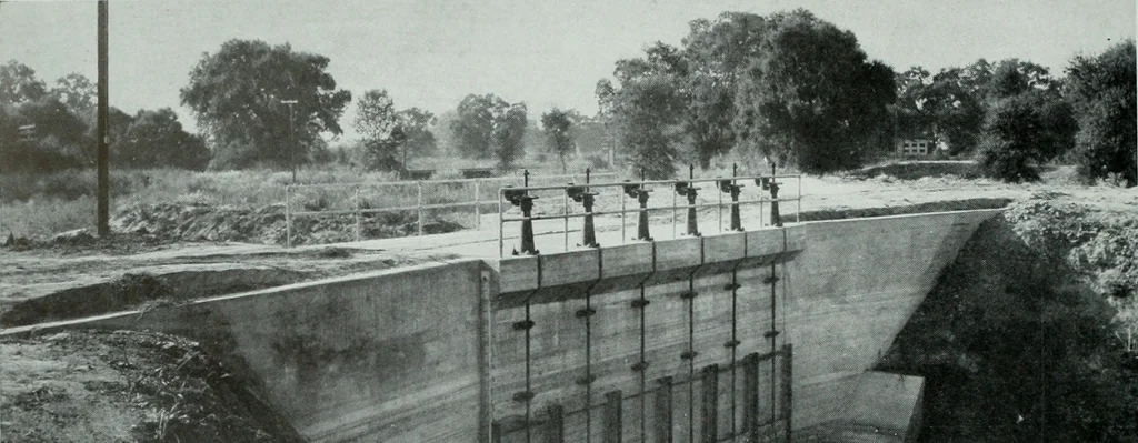 An illustration from Architect and engineer, 1905, leaf 367