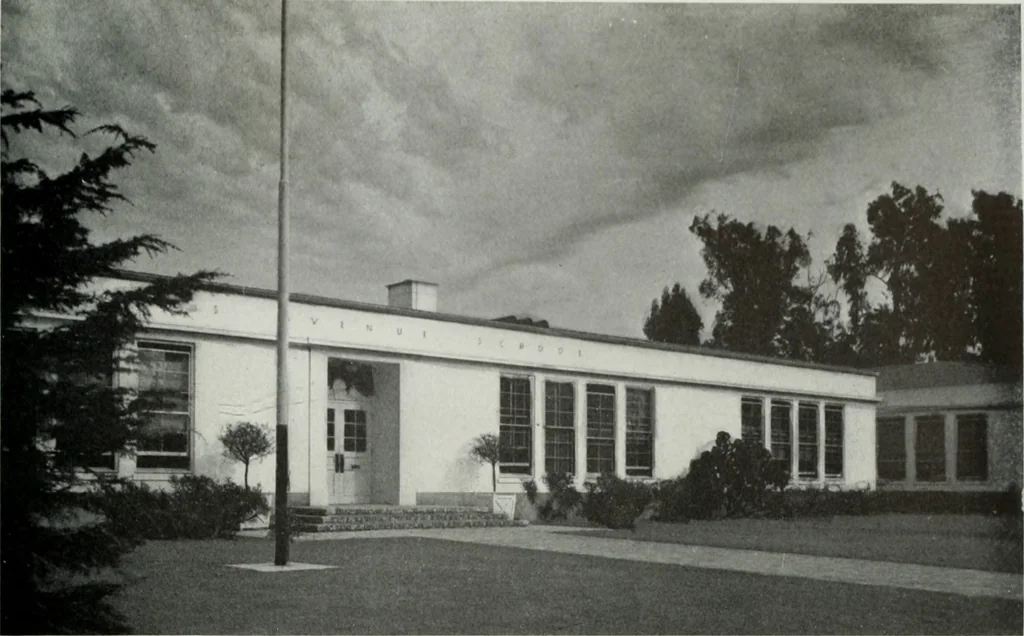An illustration from Architect and engineer, 1905, leaf 384