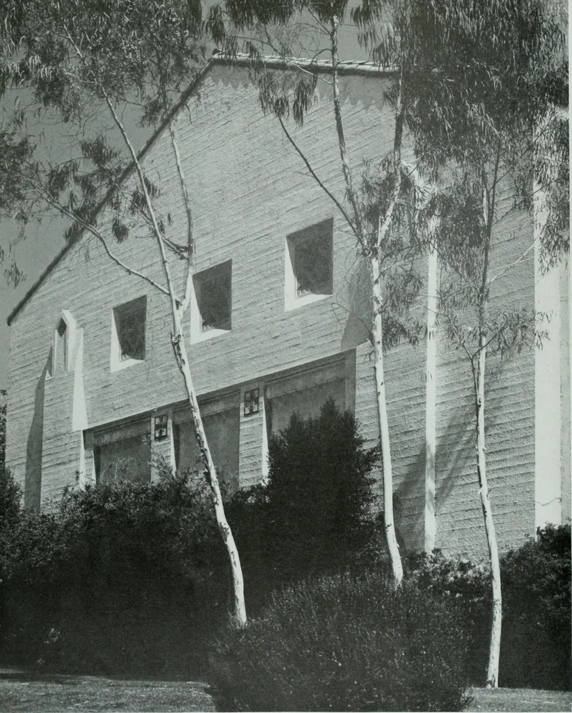An illustration from Architect and engineer, 1905, leaf 85