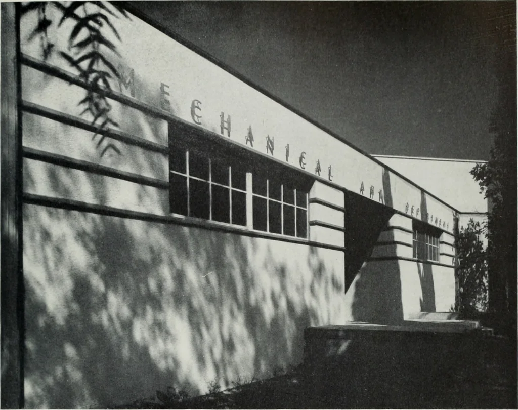 An illustration from Architect and engineer, 1905, leaf 88