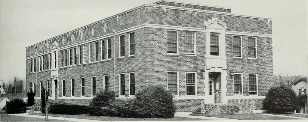 An illustration from Architect and engineer, 1905, leaf 106