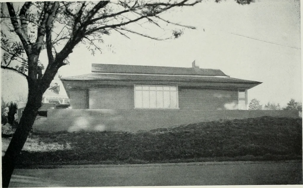 An illustration from Architect and engineer, 1905, leaf 112
