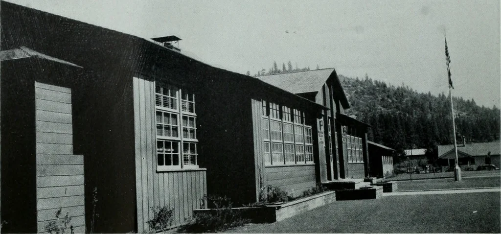 An illustration from Architect and engineer, 1905, leaf 201
