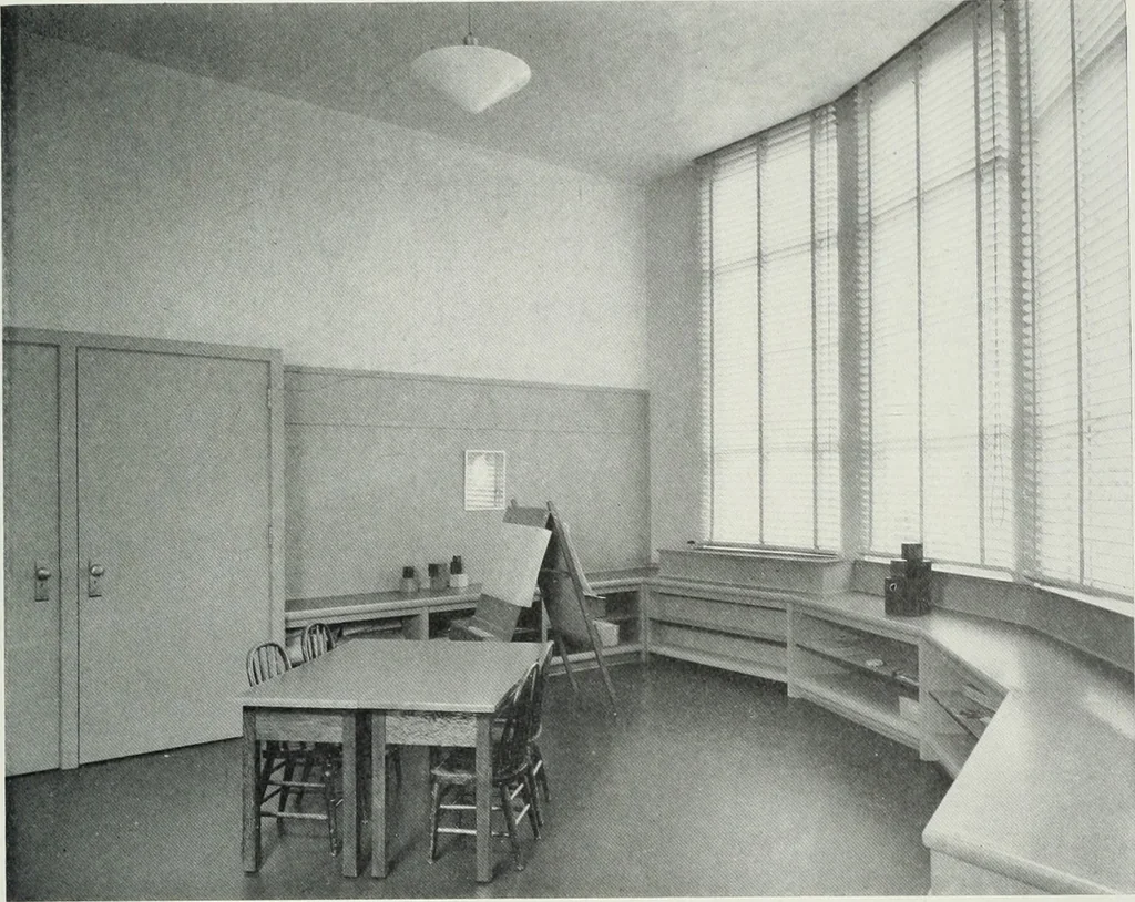 An illustration from Architect and engineer, 1905, leaf 262