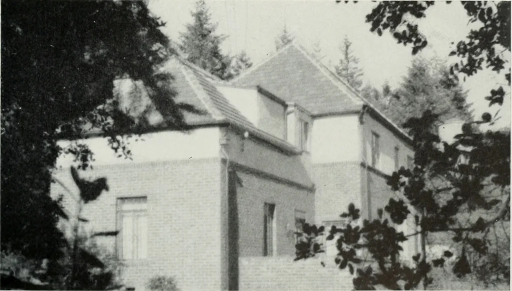 An illustration from Architect and engineer, 1905, leaf 270