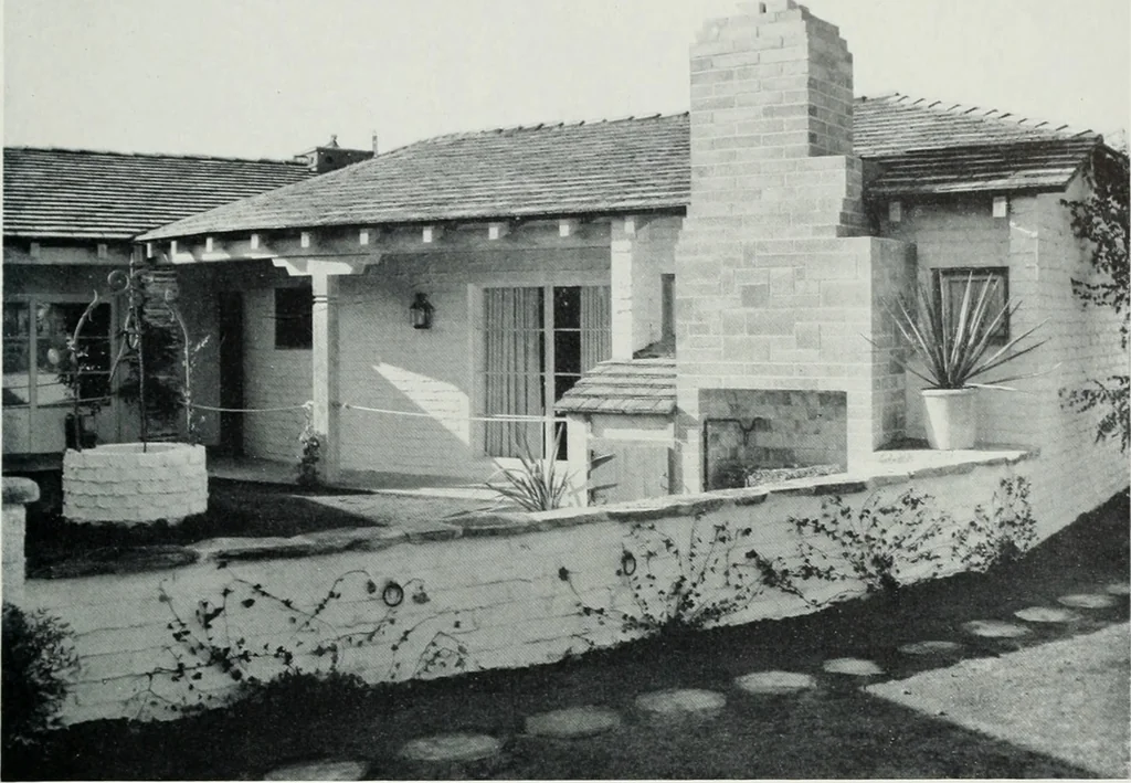An illustration from Architect and engineer, 1905, leaf 354