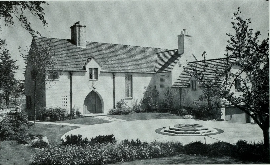 An illustration from Architect and engineer, 1905, leaf 425