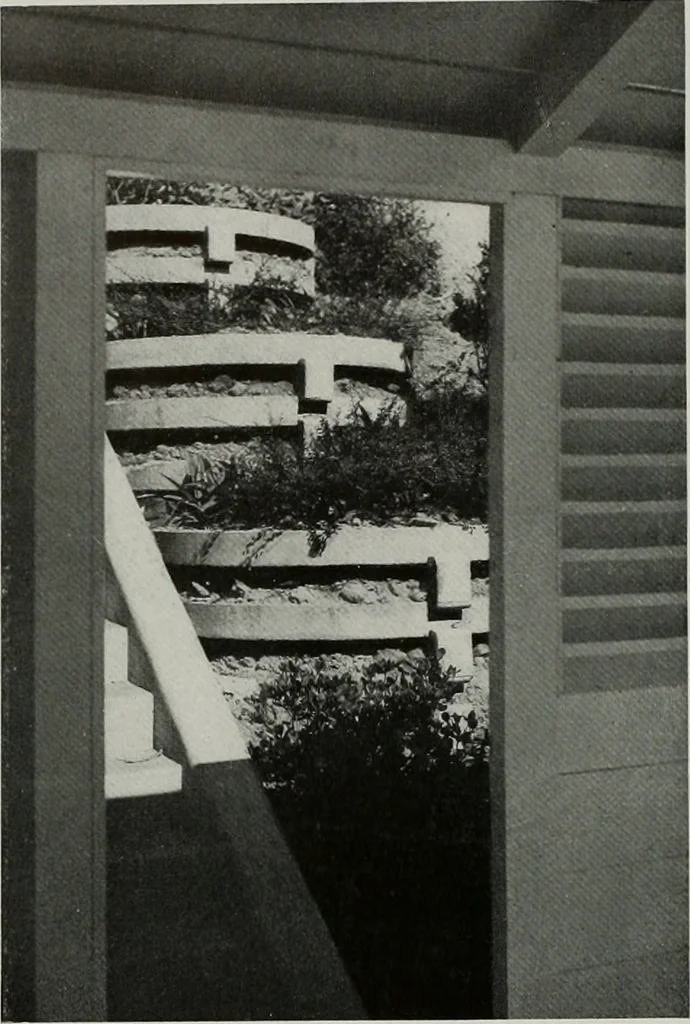 An illustration from Architect and engineer, 1905, leaf 115