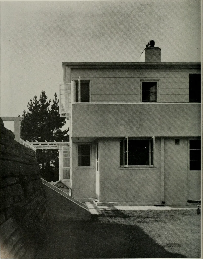 An illustration from Architect and engineer, 1905, leaf 185