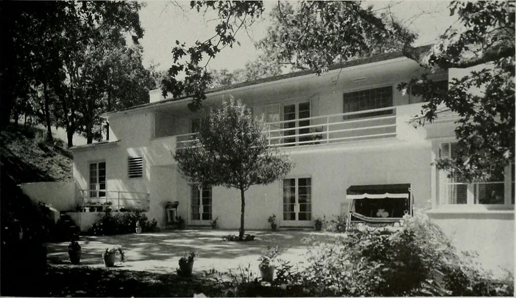 An illustration from Architect and engineer, 1905, leaf 206