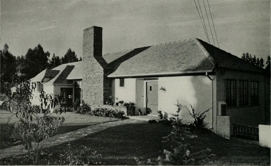 An illustration from Architect and engineer, 1905, leaf 249